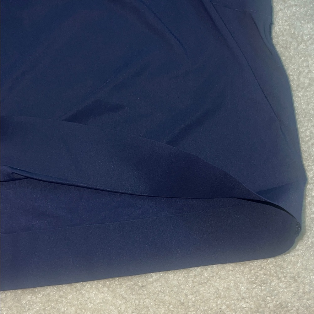 Lululemon Final Lap Short Sleeve Navy Crop Top - Picture 2 of 4